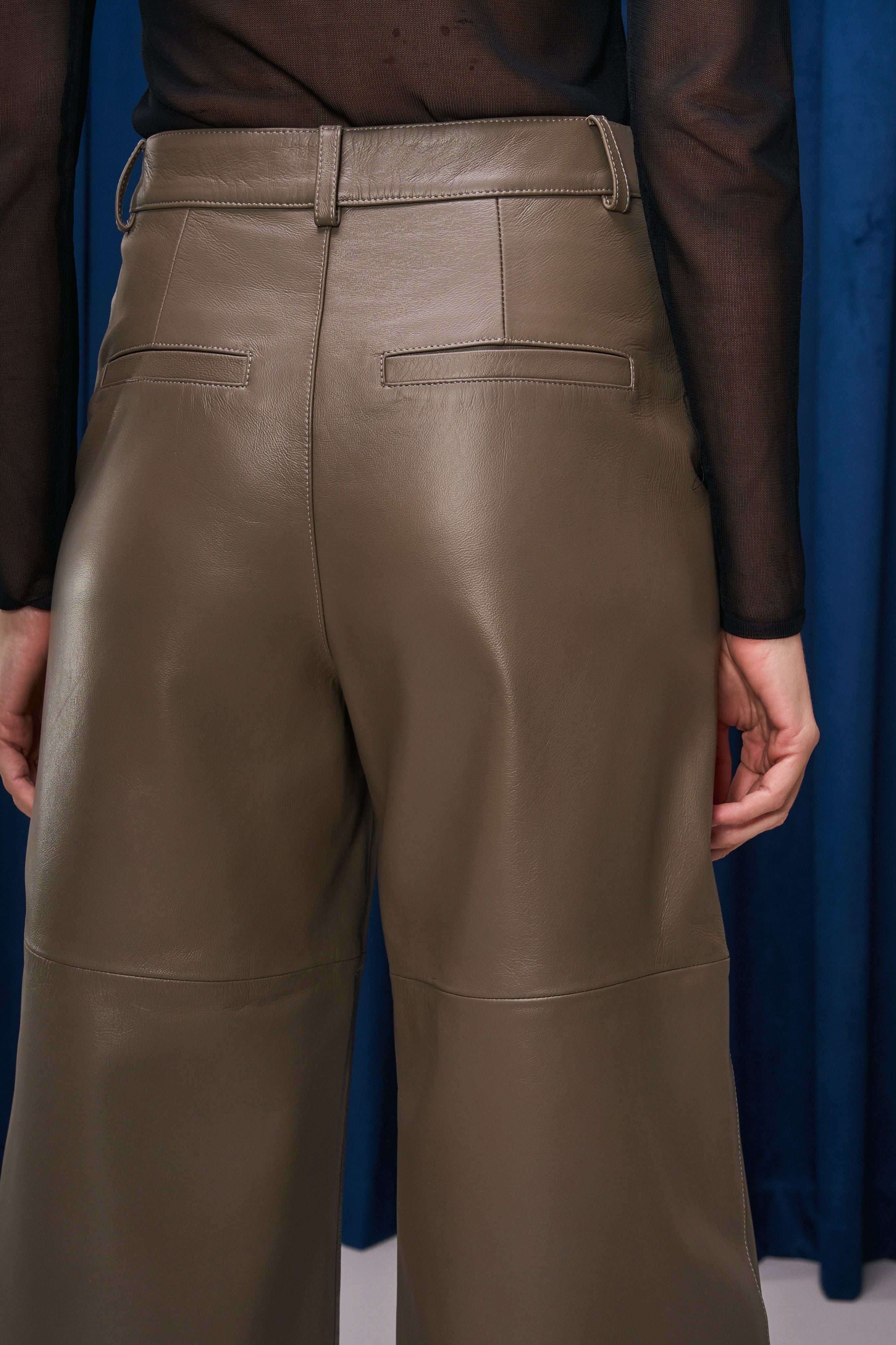 TAUPE