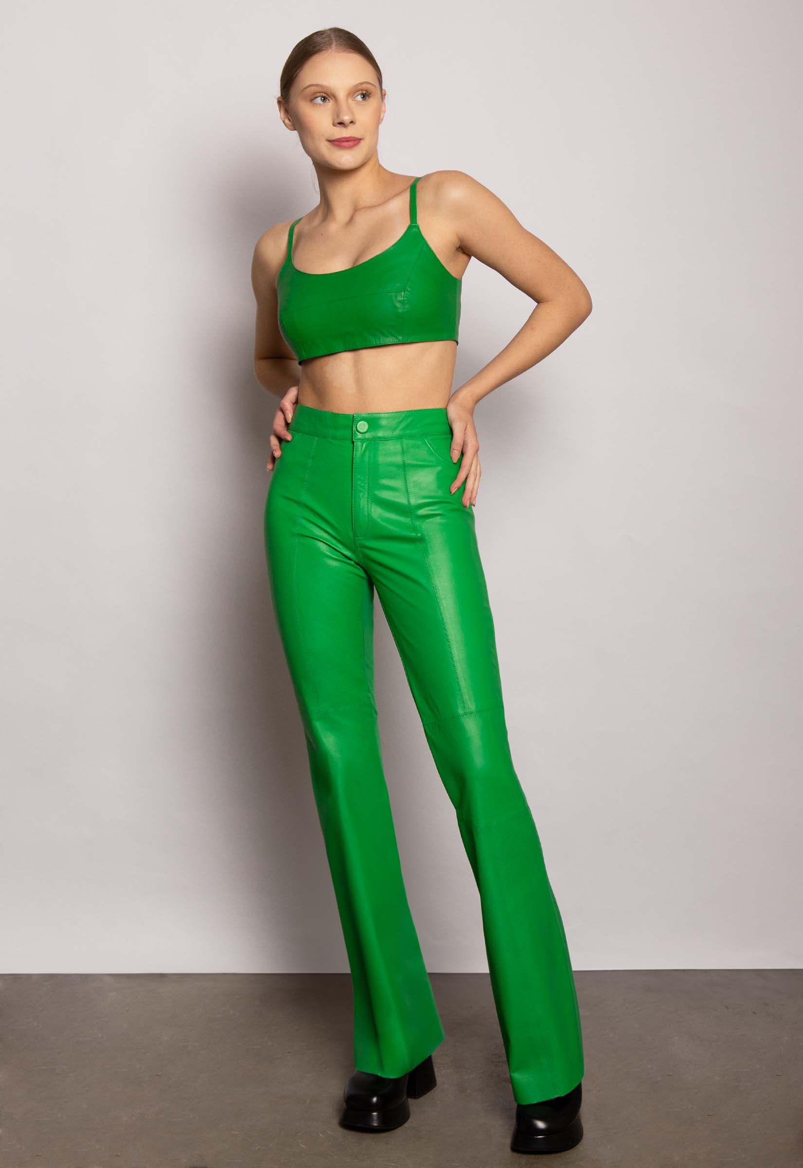 LIGHT GREEN