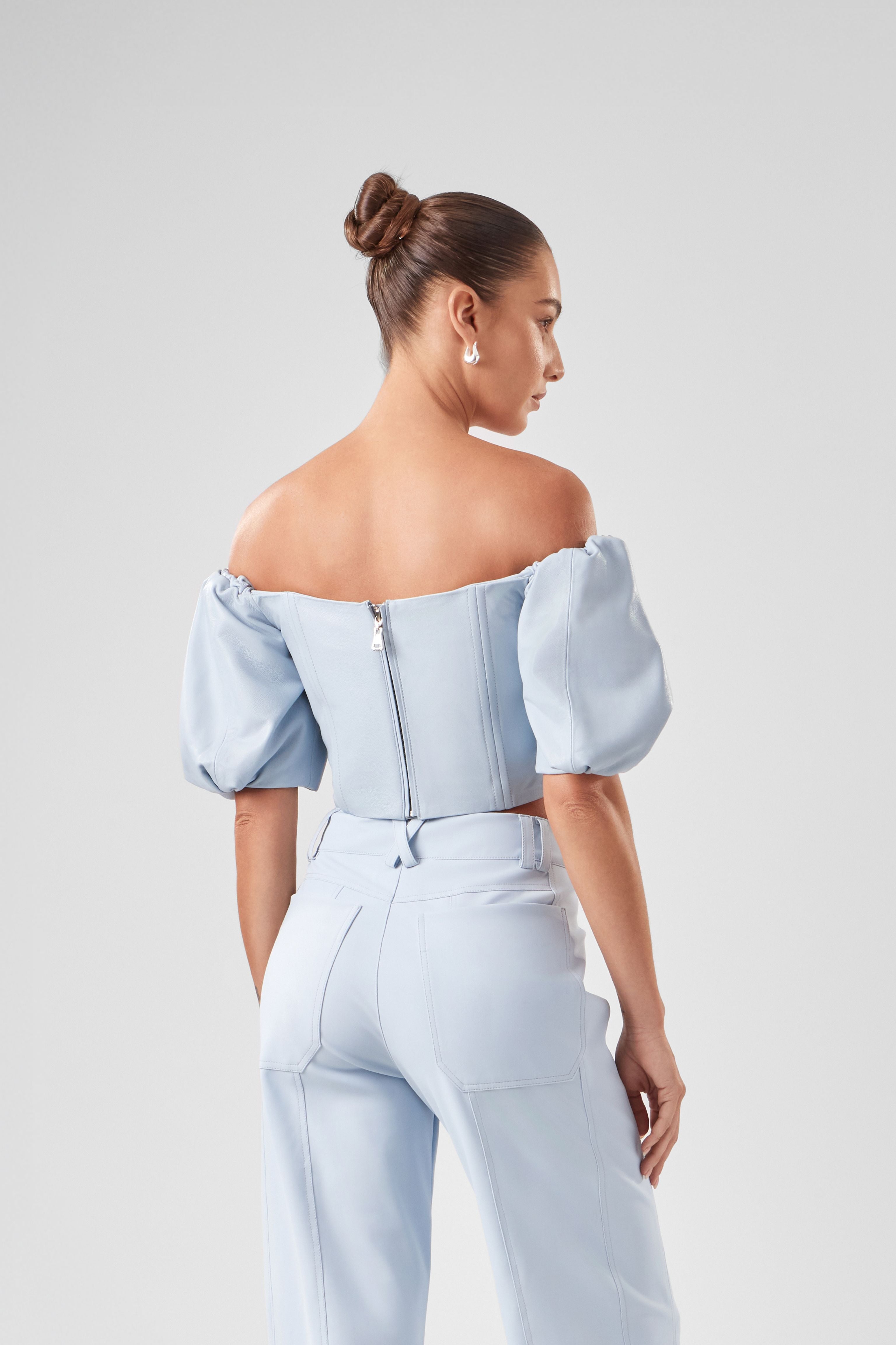 AURA BLUE